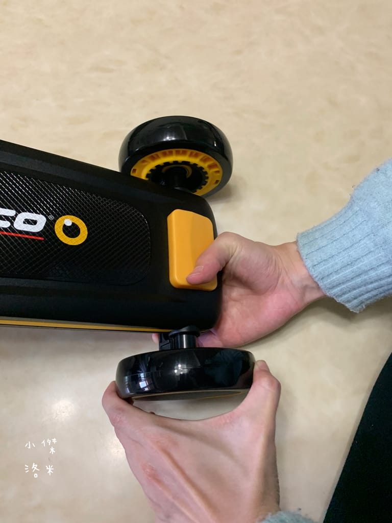 《親子》義大利Lecoco  LEO-X3 PLUS多功能兒童車｜三種模式切換 一台抵三台 滑步車/滑板車/三輪車 高CP值放電神器