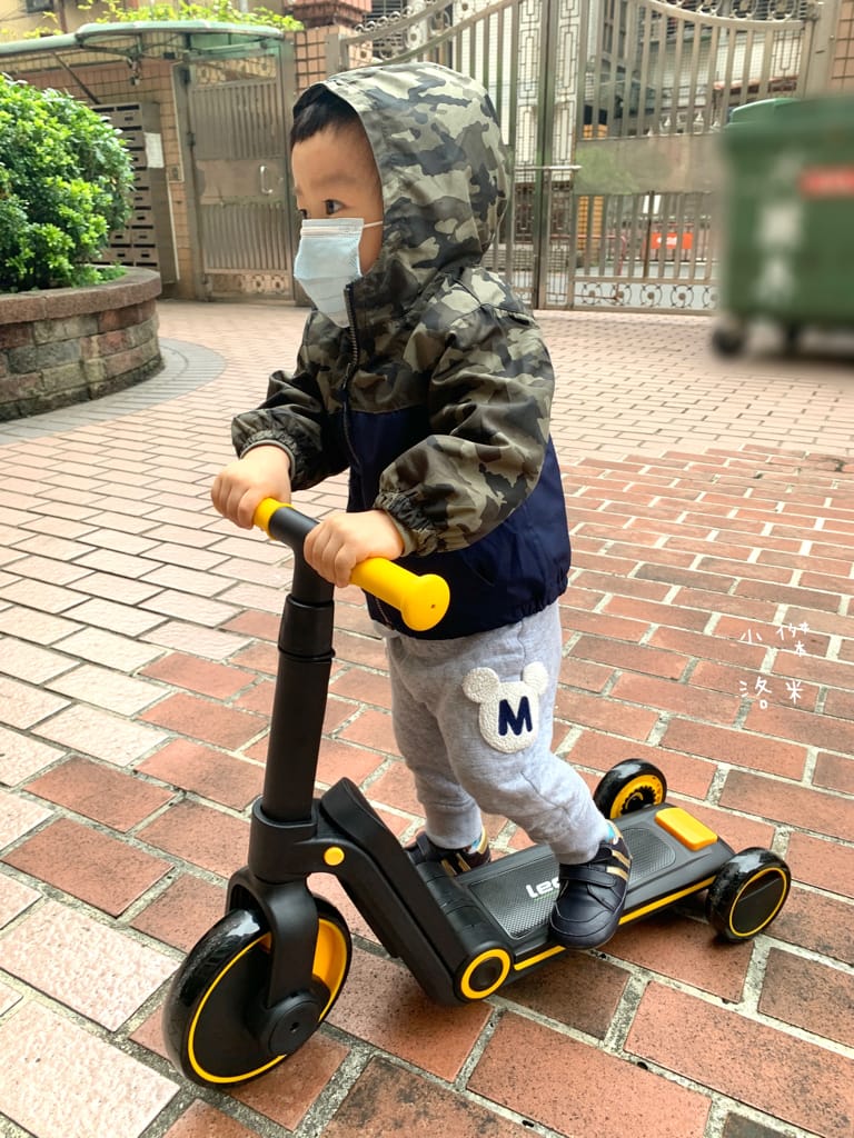 《親子》義大利Lecoco  LEO-X3 PLUS多功能兒童車｜三種模式切換 一台抵三台 滑步車/滑板車/三輪車 高CP值放電神器