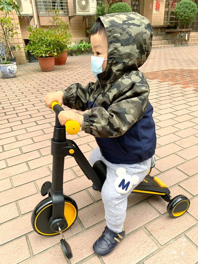 《親子》義大利Lecoco  LEO-X3 PLUS多功能兒童車｜三種模式切換 一台抵三台 滑步車/滑板車/三輪車 高CP值放電神器