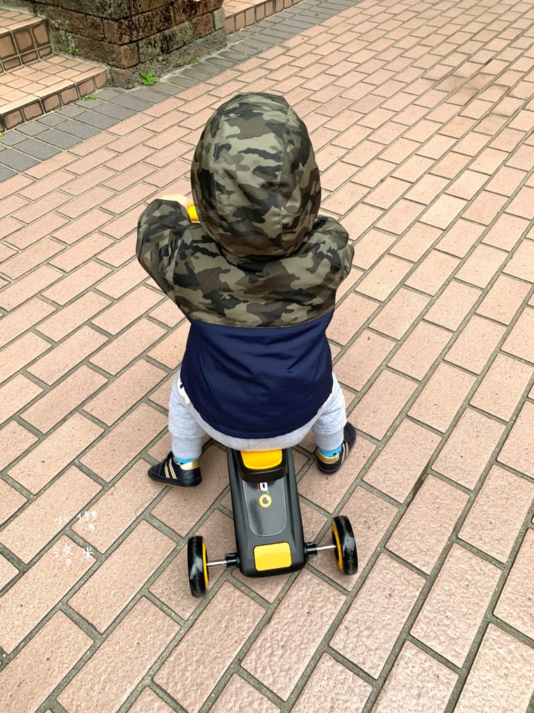 《親子》義大利Lecoco  LEO-X3 PLUS多功能兒童車｜三種模式切換 一台抵三台 滑步車/滑板車/三輪車 高CP值放電神器