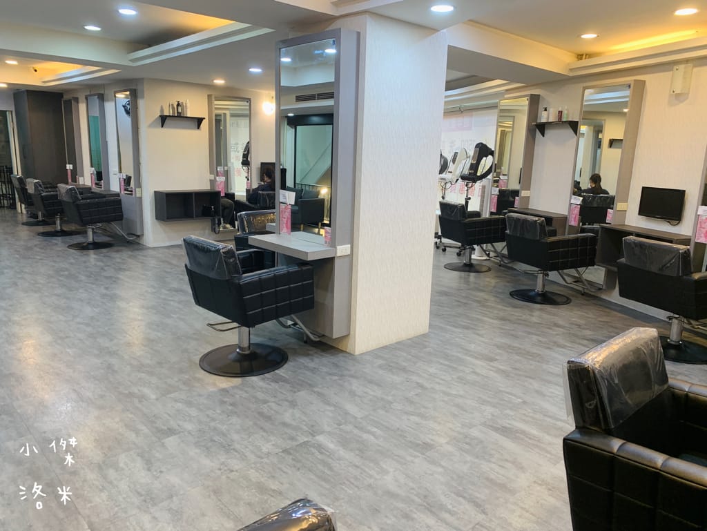 《板橋染髮推薦》Wor hair府中店｜不分長度染/燙1500起超佛心 閃耀柔潤護髮提升回頭率 平價時尚美髮推薦