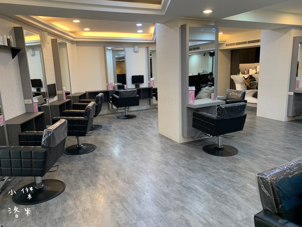 《板橋染髮推薦》Wor hair府中店｜不分長度染/燙1500起超佛心 閃耀柔潤護髮提升回頭率 平價時尚美髮推薦