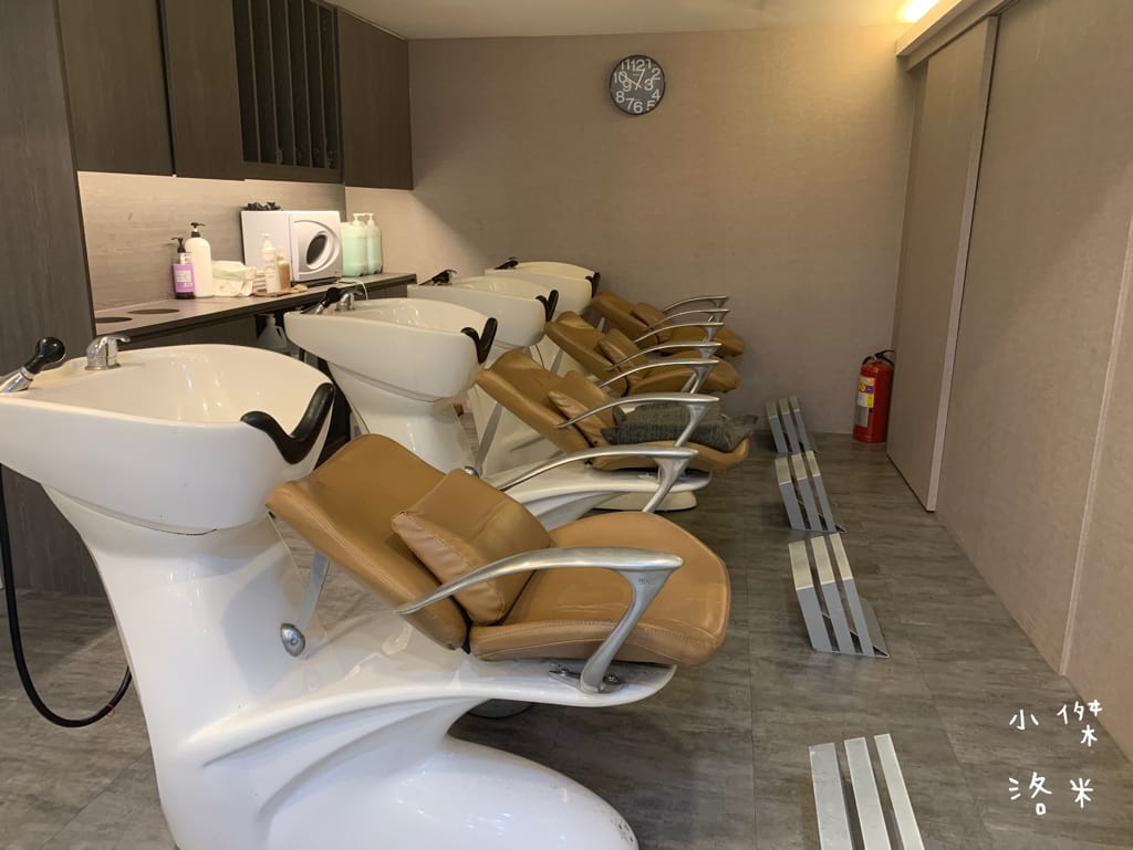 《板橋染髮推薦》Wor hair府中店｜不分長度染/燙1500起超佛心 閃耀柔潤護髮提升回頭率 平價時尚美髮推薦