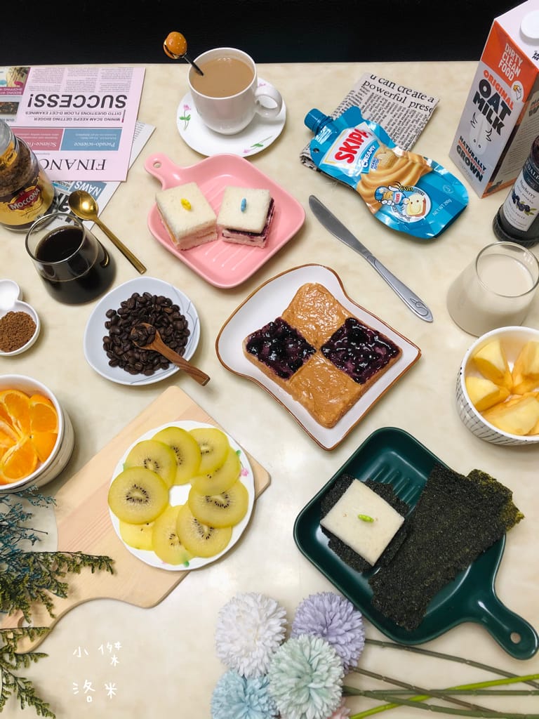 《美食生活》OLDTOWN舊街場白咖啡-鹽香焦糖味｜用一杯香醇白咖啡開啟全新的一天 簡單快速做早餐/下午茶