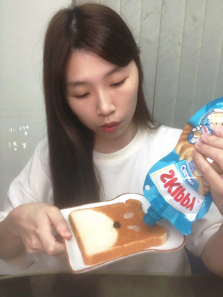 《美食生活》OLDTOWN舊街場白咖啡-鹽香焦糖味｜用一杯香醇白咖啡開啟全新的一天 簡單快速做早餐/下午茶