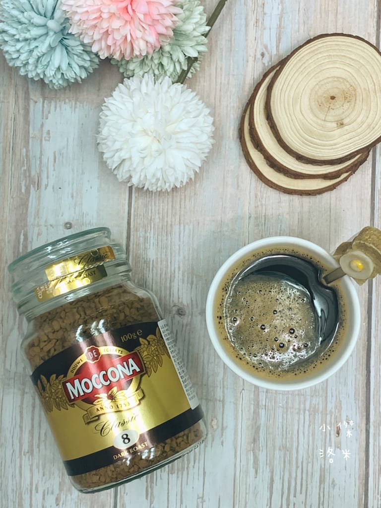 《美食生活》OLDTOWN舊街場白咖啡-鹽香焦糖味｜用一杯香醇白咖啡開啟全新的一天 簡單快速做早餐/下午茶