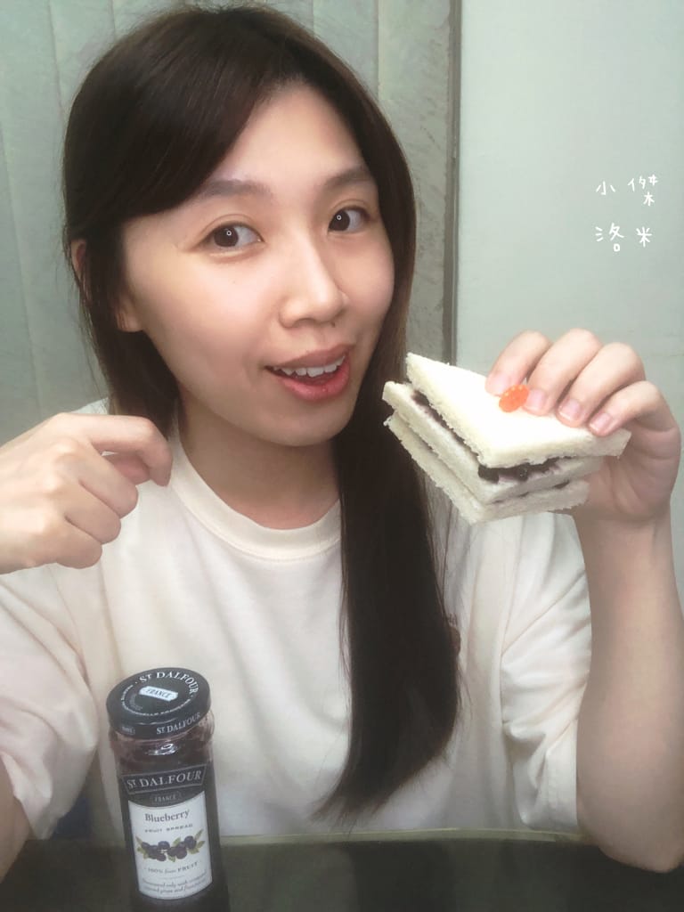 《美食生活》OLDTOWN舊街場白咖啡-鹽香焦糖味｜用一杯香醇白咖啡開啟全新的一天 簡單快速做早餐/下午茶