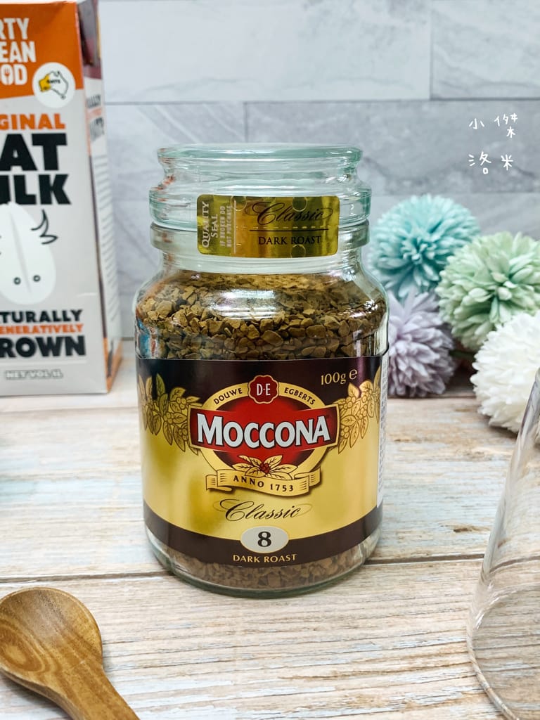 《美食生活》OLDTOWN舊街場白咖啡-鹽香焦糖味｜用一杯香醇白咖啡開啟全新的一天 簡單快速做早餐/下午茶