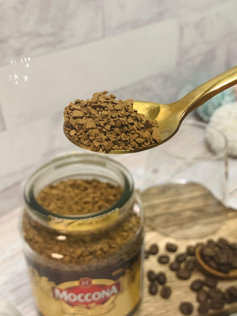 《美食生活》OLDTOWN舊街場白咖啡-鹽香焦糖味｜用一杯香醇白咖啡開啟全新的一天 簡單快速做早餐/下午茶