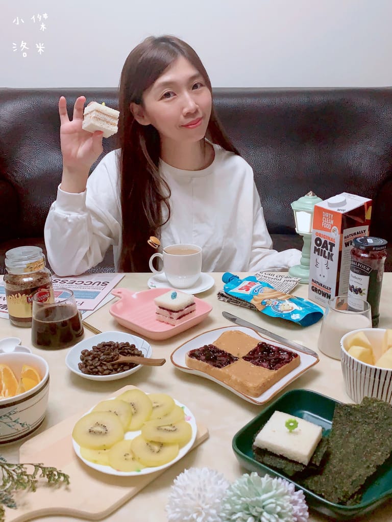 《美食生活》OLDTOWN舊街場白咖啡-鹽香焦糖味｜用一杯香醇白咖啡開啟全新的一天 簡單快速做早餐/下午茶