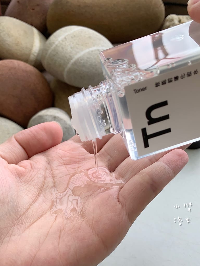 《美容》m̄enom̄eno｜Fc 溫和潔面露/Tn 效能前導化妝水/Es 強化淨白精華 女神張景嵐自創保養品牌 純素無毒的保養品 極簡保養推薦