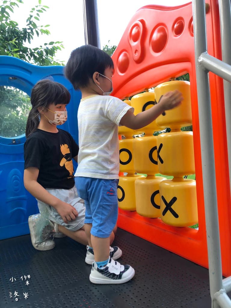 《親子》小不叮草本防蚊|台灣第一支嬰幼兒防蚊液 小黑蚊/蚊子不再來 安心過一夏 小黑蚊抗菌防蚊液推薦 涼感防蚊液推薦