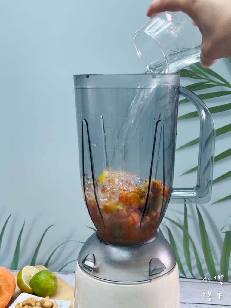 《宅配美食》SMOOSY｜健康蔬果昔宅配為你量身打造天然果昔包 營養綠拿鐵果昔開箱 健康果昔品牌推薦 網美圈SMOOSY評價一致好評