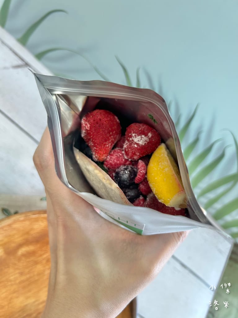 《宅配美食》SMOOSY｜健康蔬果昔宅配為你量身打造天然果昔包 營養綠拿鐵果昔開箱 健康果昔品牌推薦 網美圈SMOOSY評價一致好評