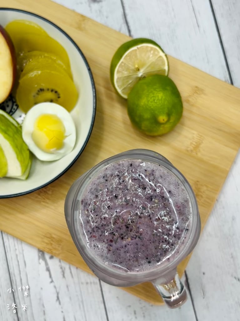 《宅配美食》SMOOSY｜健康蔬果昔宅配為你量身打造天然果昔包 營養綠拿鐵果昔開箱 健康果昔品牌推薦 網美圈SMOOSY評價一致好評