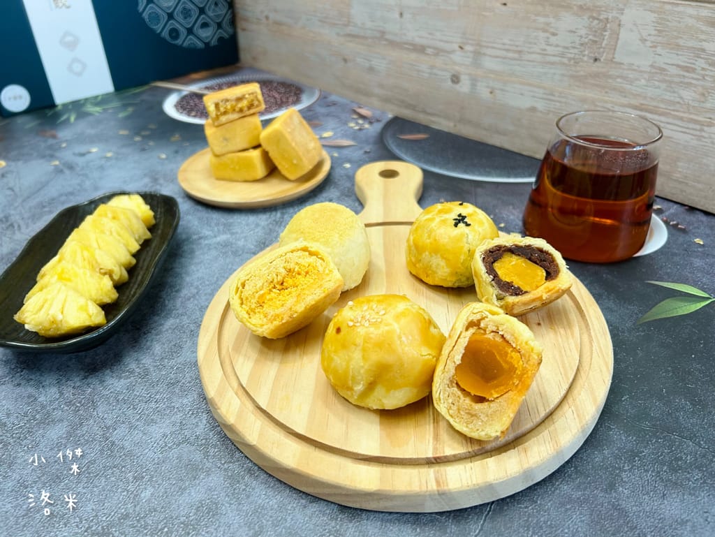 《禮盒》家御滬曉｜大團圓禮盒月餅 影片開箱 烏豆沙蛋黃酥/豆