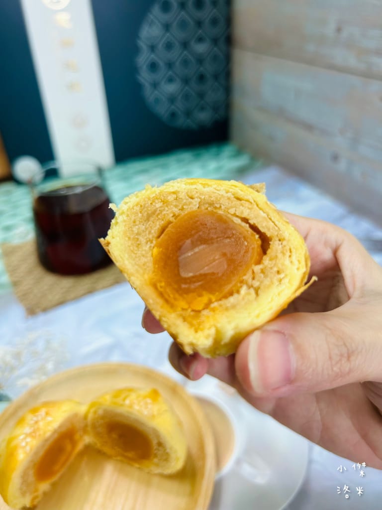 《禮盒》家御滬曉｜大團圓禮盒月餅 影片開箱 烏豆沙蛋黃酥/豆