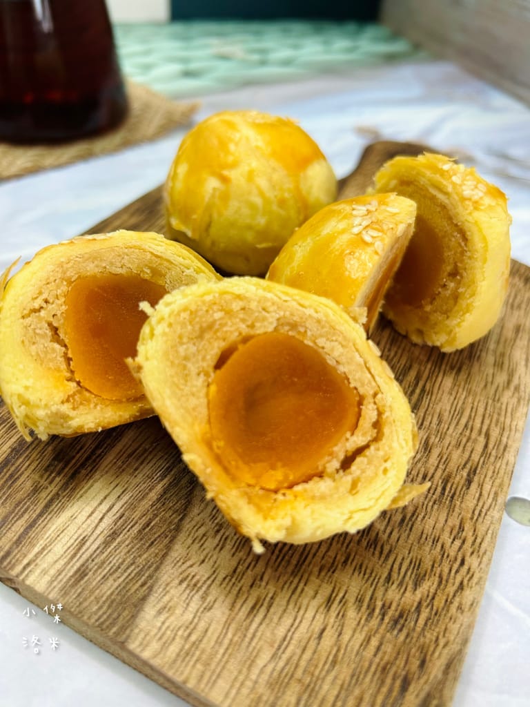 《禮盒》家御滬曉｜大團圓禮盒月餅 影片開箱 烏豆沙蛋黃酥/豆