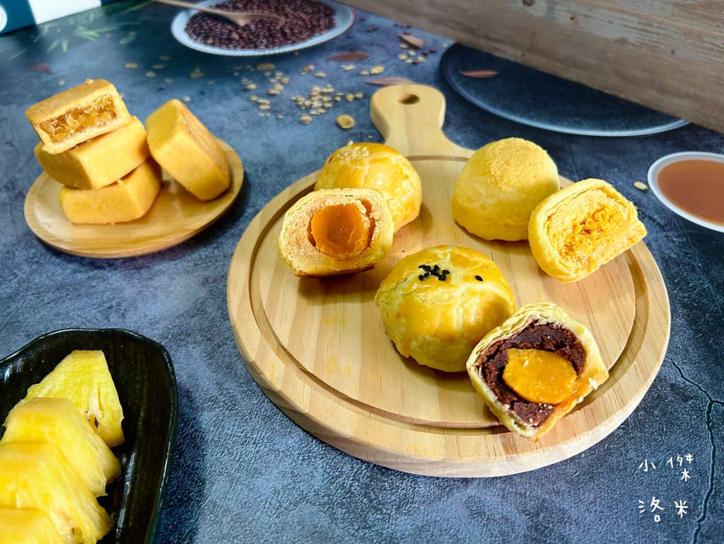 《禮盒》家御滬曉｜大團圓禮盒月餅 影片開箱 烏豆沙蛋黃酥/豆