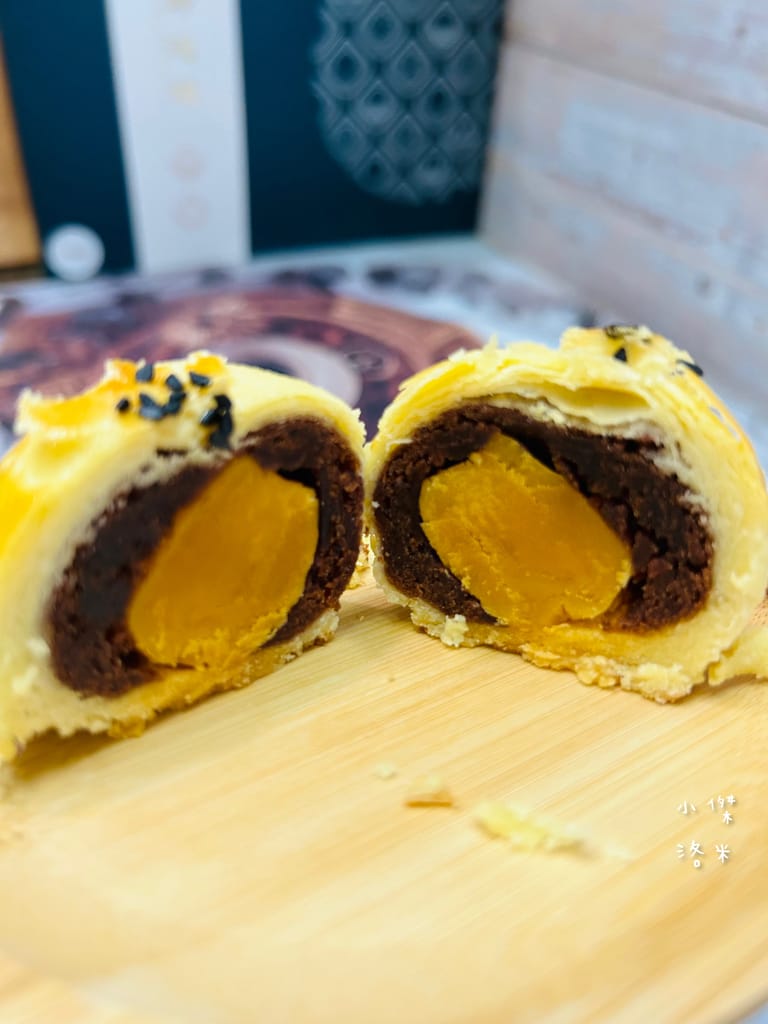 《禮盒》家御滬曉｜大團圓禮盒月餅 影片開箱 烏豆沙蛋黃酥/豆