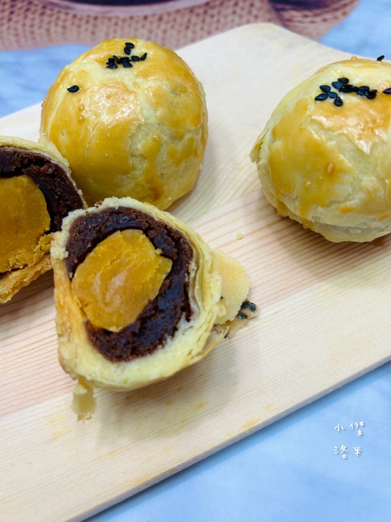 《禮盒》家御滬曉｜大團圓禮盒月餅 影片開箱 烏豆沙蛋黃酥/豆