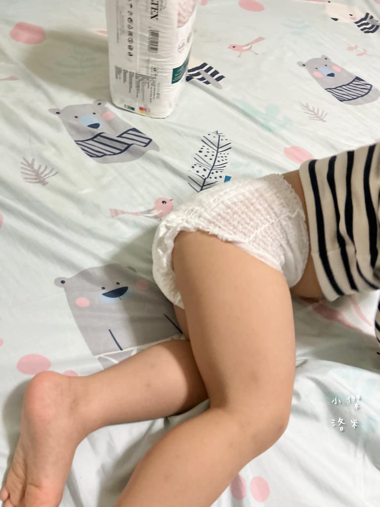 《育兒》MOLTEX舒比-黏貼型無慮紙尿褲/褲型無慮拉拉褲｜