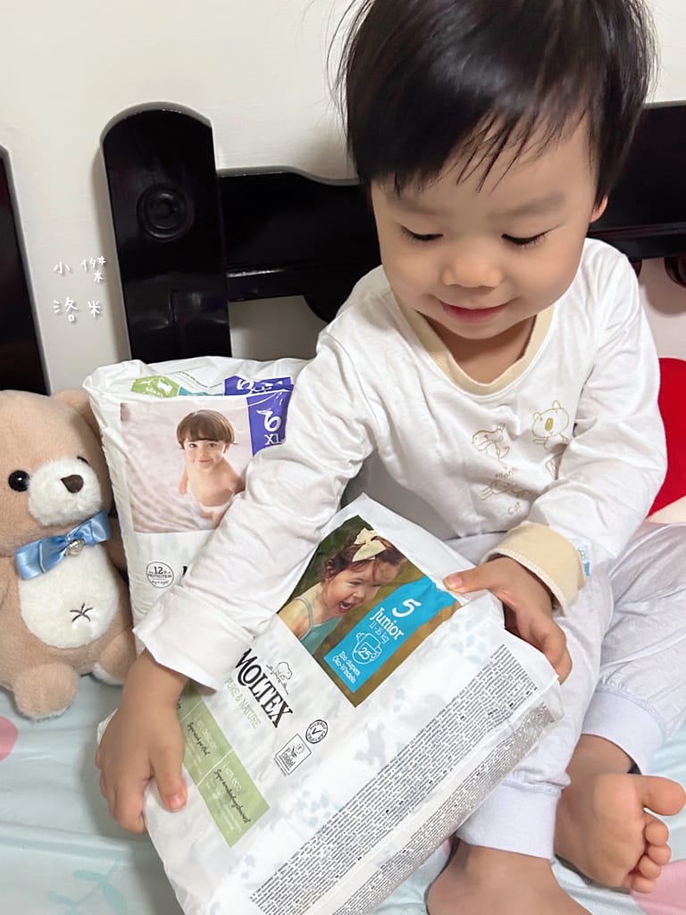 《育兒》MOLTEX舒比-黏貼型無慮紙尿褲/褲型無慮拉拉褲｜