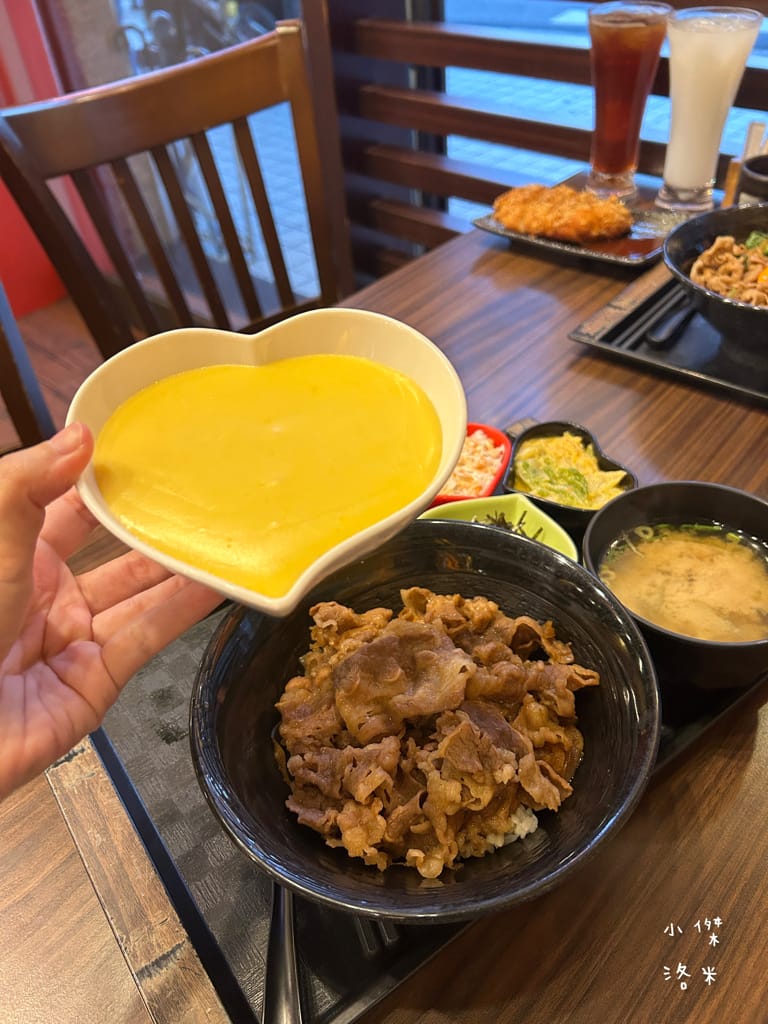 《美食》新丼-三訪｜起司熔岩丼 台式新丼 超香濃起司瀑布 美