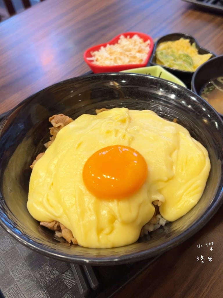 《美食》新丼-三訪｜起司熔岩丼 台式新丼 超香濃起司瀑布 美