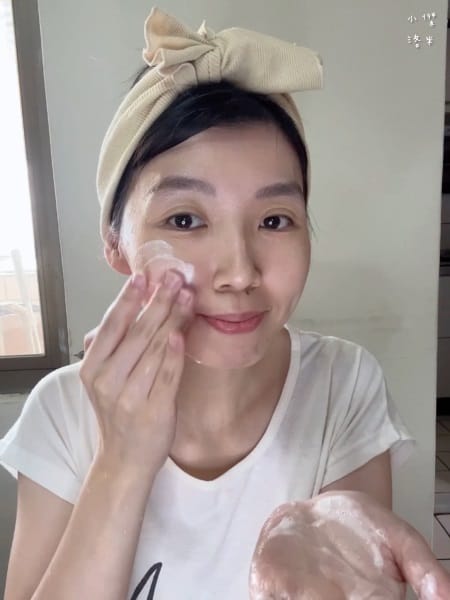 《美容》開箱黑蘭花萃取保養品｜ 黑蘭極皙儷緻胺基酸潔顏乳/黑