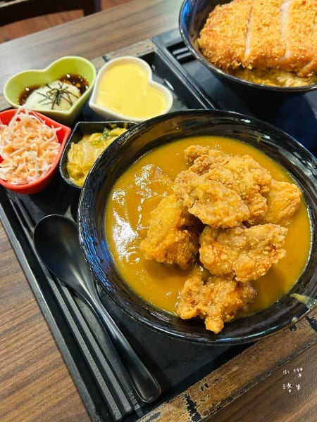 《美食》新丼-四訪｜無敵巧克力豬排丼 熔岩咖哩炸雞丼 你敢挑