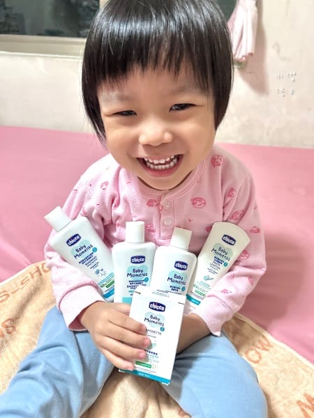 《母嬰》【Chicco】寶貝植萃呵護提籃禮盒｜嬰幼兒保養重點