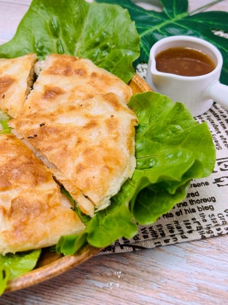 《美食》玩味天盛 月亮蝦餅｜酥脆外皮彈牙內餡 鮮甜蝦肉一口接