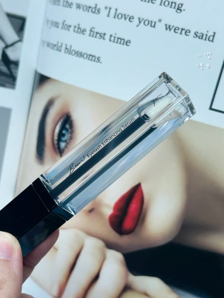 《美容》yv胎蜂蔘睫毛精華液｜實測兩週紀錄睫毛精華 含睫毛測