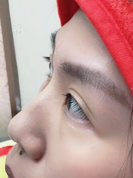 《美容》yv胎蜂蔘睫毛精華液｜實測兩週紀錄睫毛精華 含睫毛測