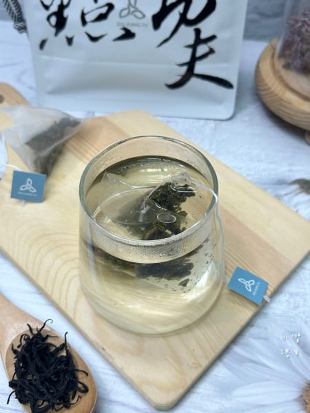 《美食》點功夫 DigKungFu｜金萱青茶/玫瑰青茶立體茶