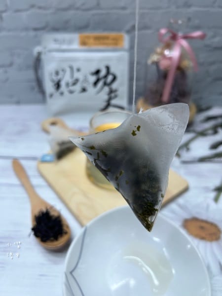 《美食》點功夫 DigKungFu｜金萱青茶/玫瑰青茶立體茶