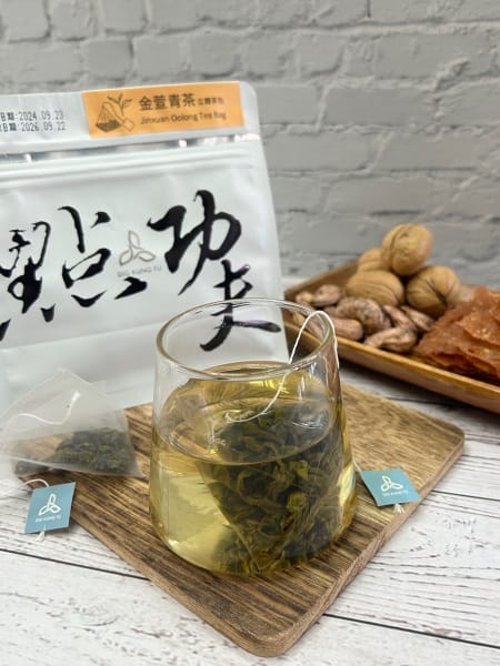《美食》點功夫 DigKungFu｜金萱青茶/玫瑰青茶立體茶