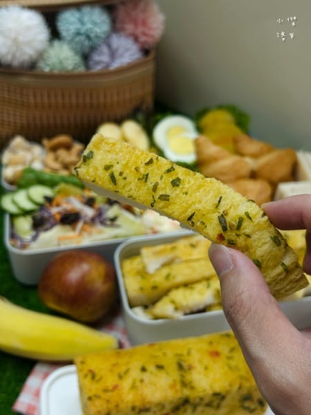 《美食》 蛋就醬時尚輕食｜垂涎含淚香蒜奶油金磚 外酥內嫩 香