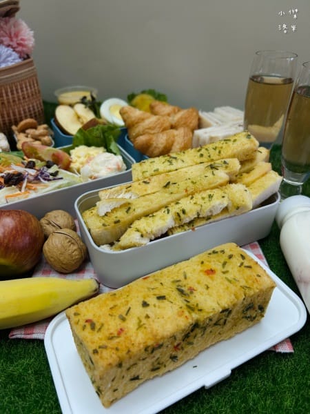 《美食》 蛋就醬時尚輕食｜垂涎含淚香蒜奶油金磚 外酥內嫩 香