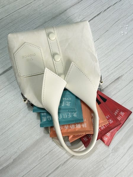 《禮品》楽澗 衣服小茶揹｜被精品茶耽誤的精品包 美到犯規美到