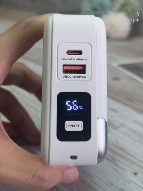 《3C》 愛客科技行動電源評價|麥塊充特快充行動電源 小體積 32