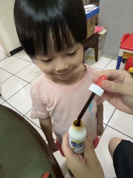 《健康》 寶益兒營養滴劑｜寶寶綜合維生素開箱 兒童成長期飲食