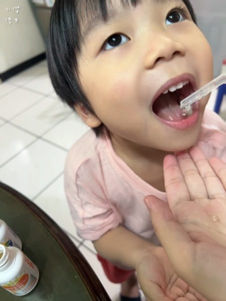 《健康》 寶益兒營養滴劑｜寶寶綜合維生素開箱 兒童成長期飲食