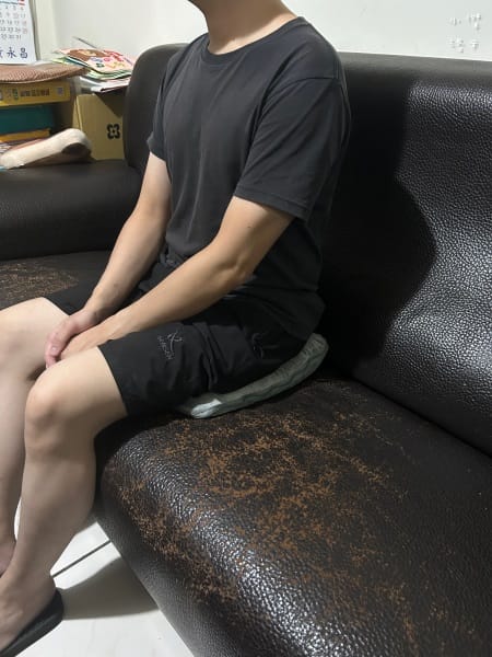 《生活》 鵲利仕屁屁枕｜臭屁王救星來了，GELLIS鵲利仕吸