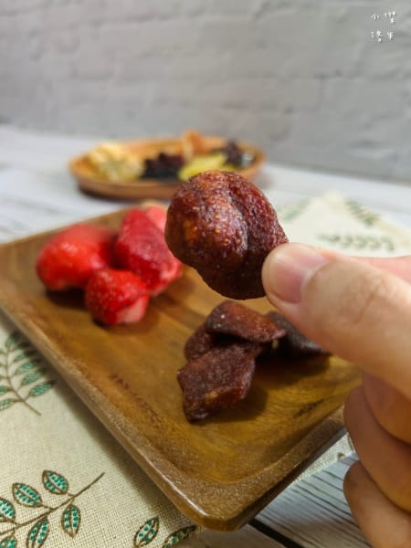 《食品》多利多皇家禮盒|台灣水果的天然好滋味 四季都吃得到的 草莓QQ果乾