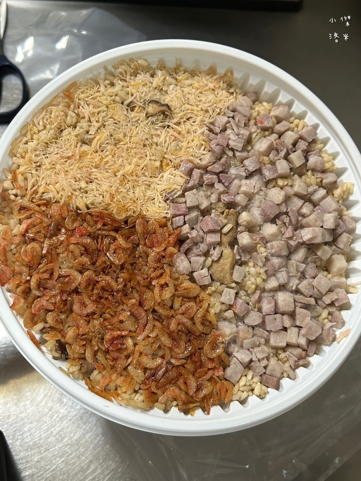 《宅配美食》大甲王記滷味宅配年菜推薦|干貝三味米糕 干貝海鮮羹 茶香桶仔雞 媳婦救星神隊友 - 第8張圖 《宅配美食》大甲王記滷味宅配年菜推薦|干貝三味米糕 干貝海鮮羹 茶香桶仔雞 媳婦救星神隊友