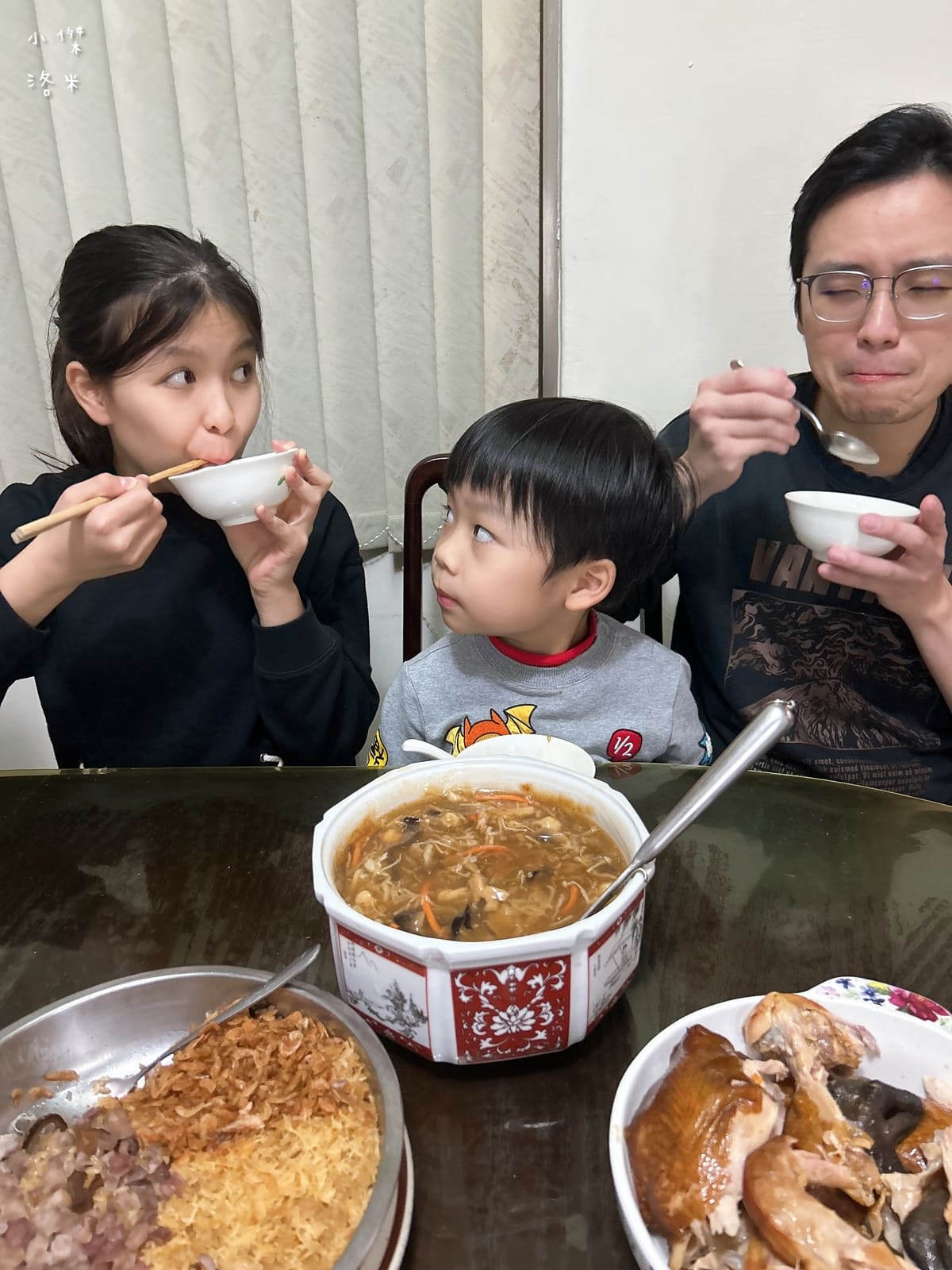 《宅配美食》大甲王記滷味宅配年菜推薦|干貝三味米糕 干貝海鮮羹 茶香桶仔雞 媳婦救星神隊友 - 第24張圖 《宅配美食》大甲王記滷味宅配年菜推薦|干貝三味米糕 干貝海鮮羹 茶香桶仔雞 媳婦救星神隊友