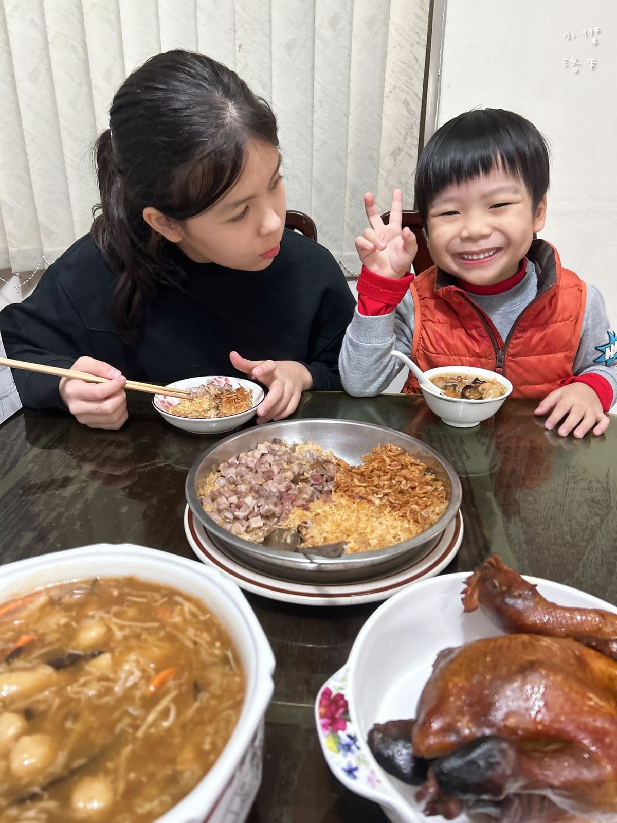 《宅配美食》大甲王記滷味宅配年菜推薦|干貝三味米糕 干貝海鮮羹 茶香桶仔雞 媳婦救星神隊友 - 第13張圖 《宅配美食》大甲王記滷味宅配年菜推薦|干貝三味米糕 干貝海鮮羹 茶香桶仔雞 媳婦救星神隊友