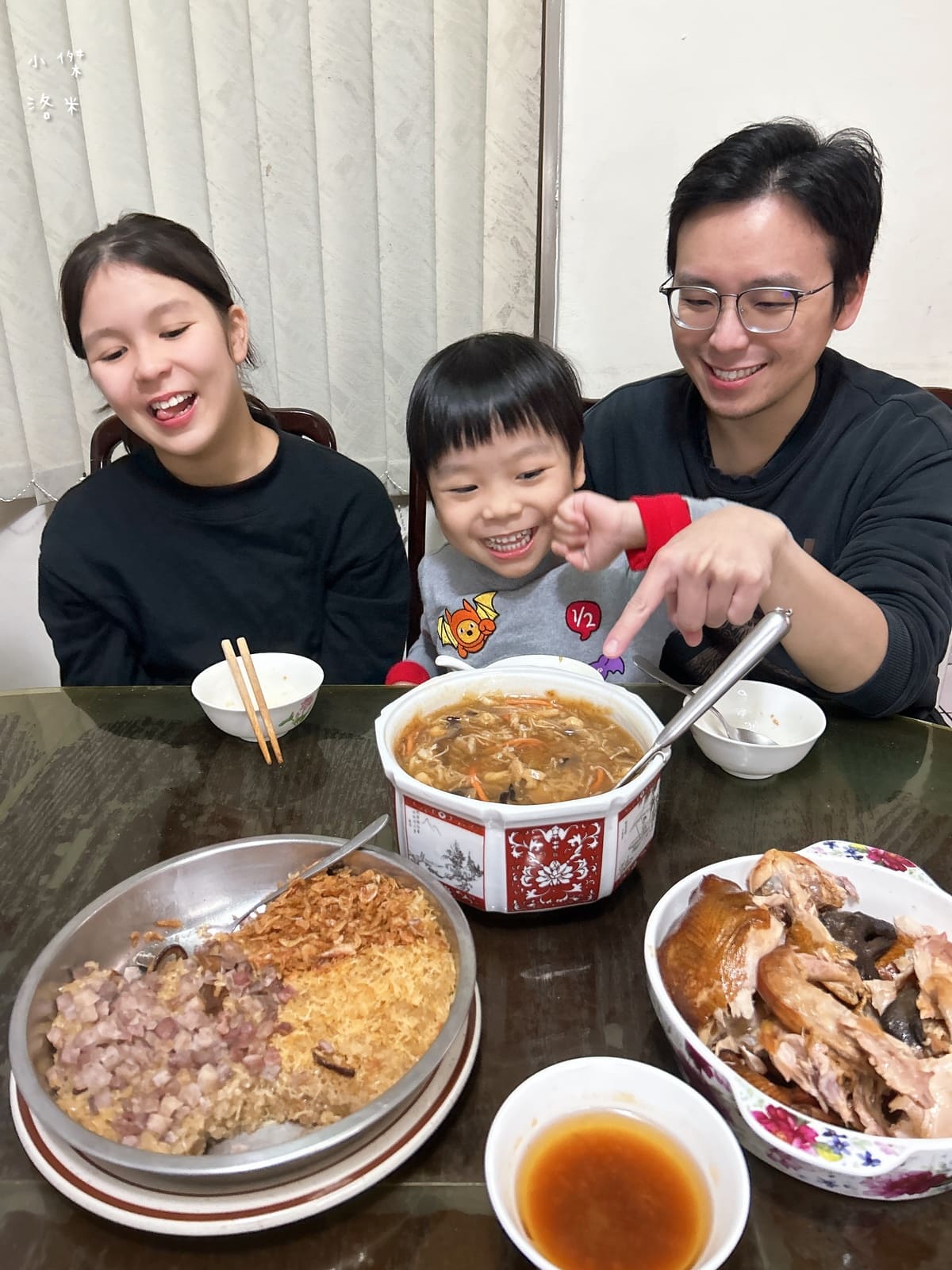 《宅配美食》大甲王記滷味宅配年菜推薦|干貝三味米糕 干貝海鮮羹 茶香桶仔雞 媳婦救星神隊友 - 第42張圖 《宅配美食》大甲王記滷味宅配年菜推薦|干貝三味米糕 干貝海鮮羹 茶香桶仔雞 媳婦救星神隊友